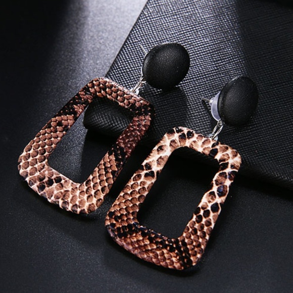 Jewelry - 5 for $25 Black and Brown Python Print Earrings